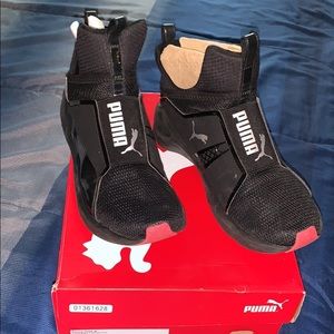 Puma girl sneakers size 3
